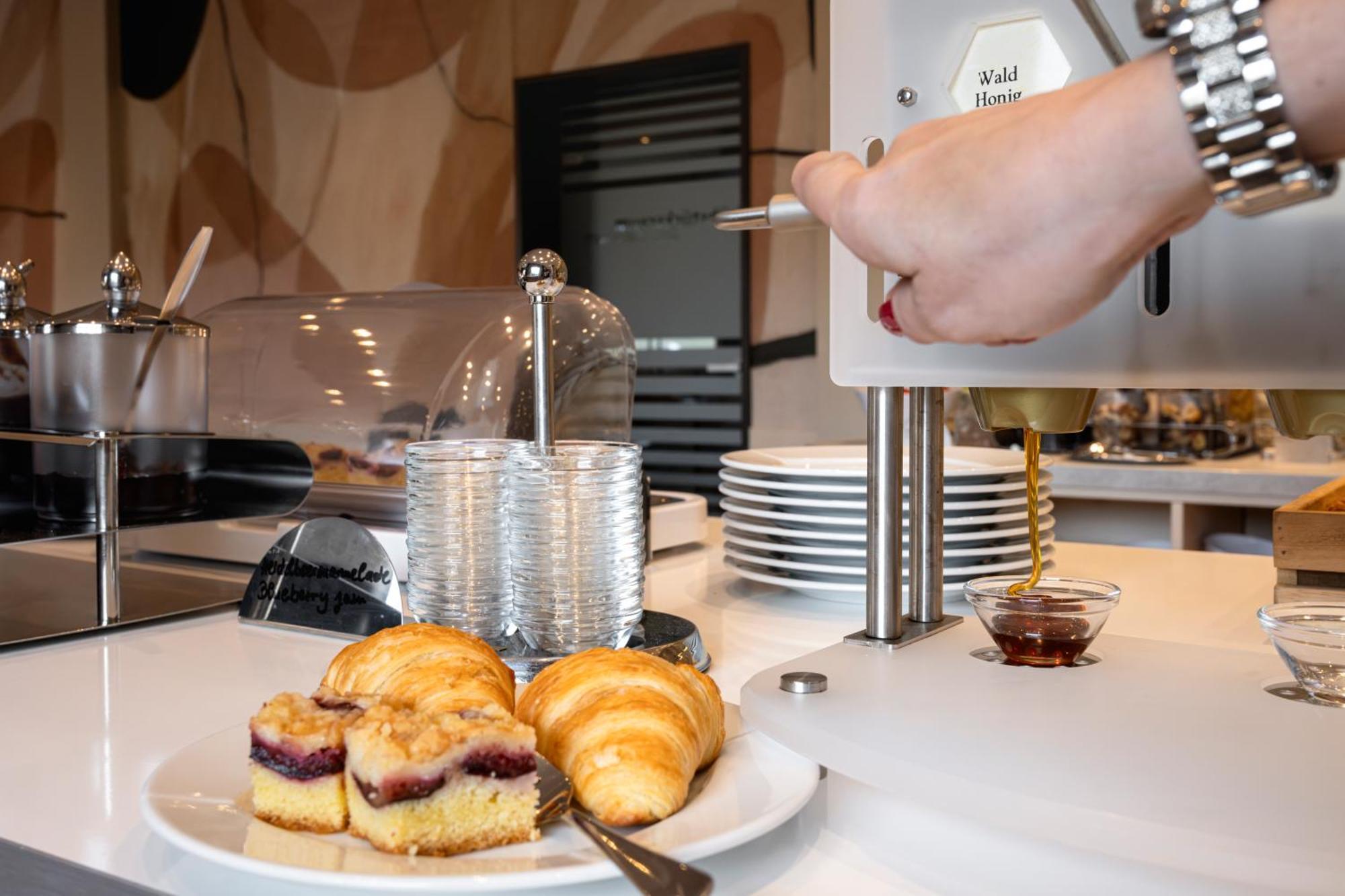 Hotel Astra Düsseldorf Extérieur photo
