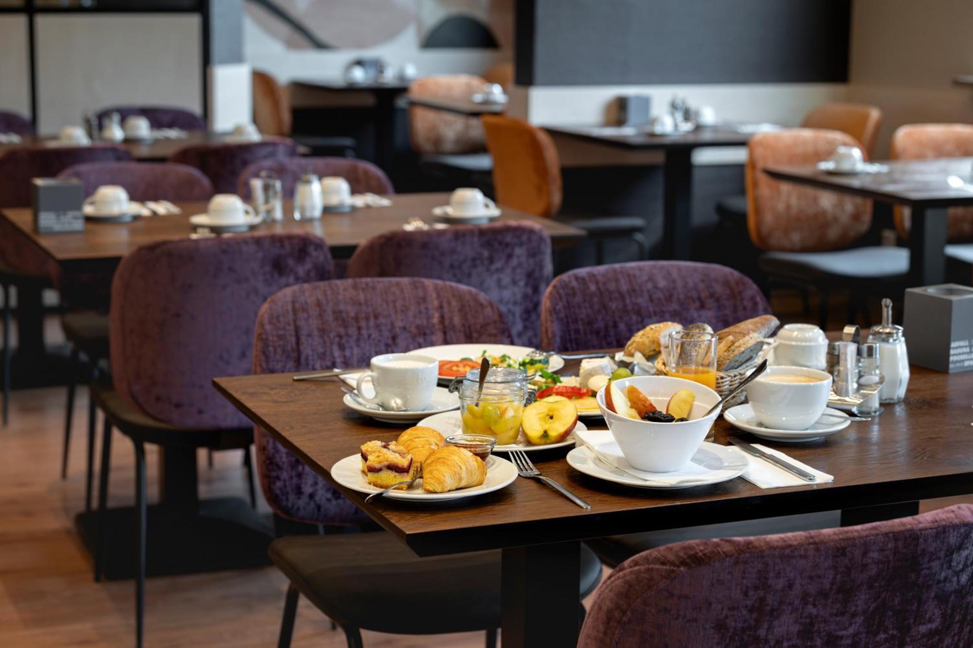 Hotel Astra Düsseldorf Extérieur photo