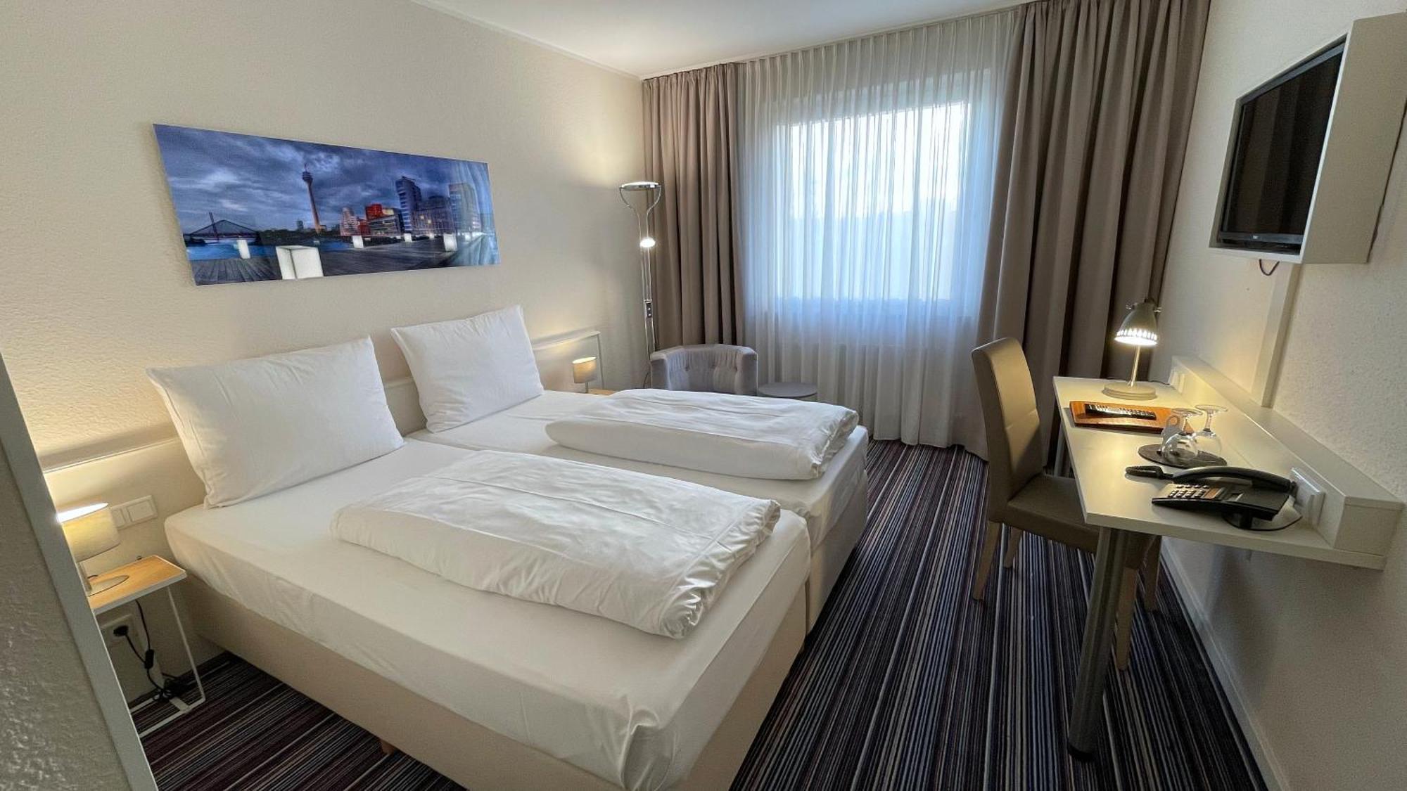 Hotel Astra Düsseldorf Extérieur photo