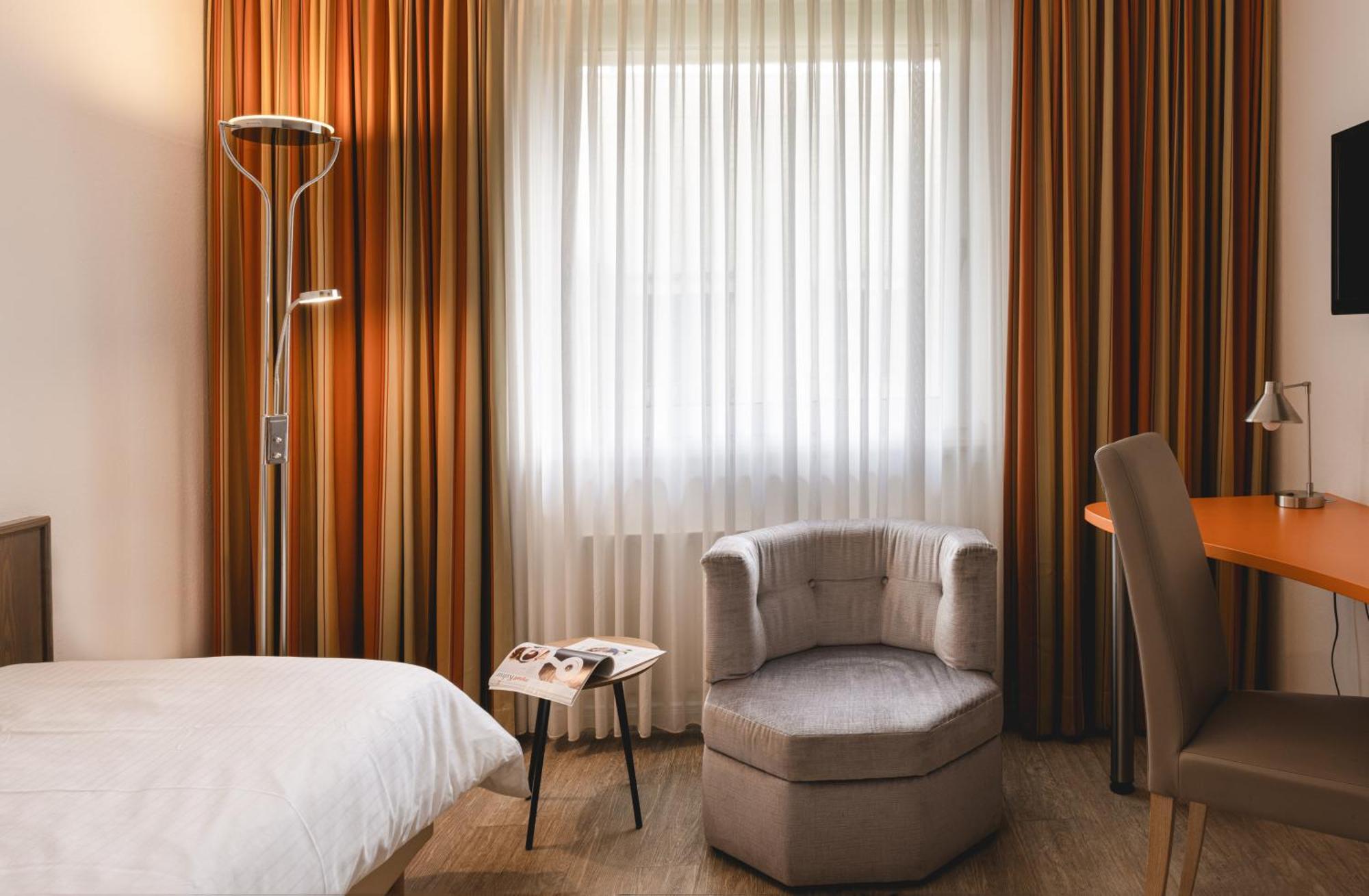 Hotel Astra Düsseldorf Extérieur photo